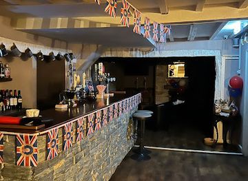 united-kingdom/south-glamorgan/bar/the-fox-and-hounds-pub