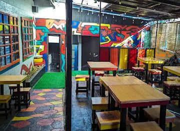 philippines/baguio/camp-john-hay/bar/crazy-peri-peri-baguio