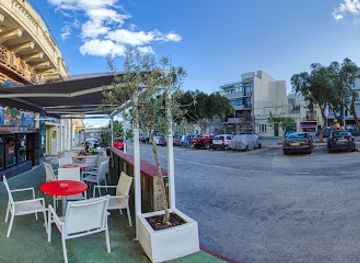 malta/ghajn-tuffieha-bay/bar/billy-s-sports-bar-kitchen