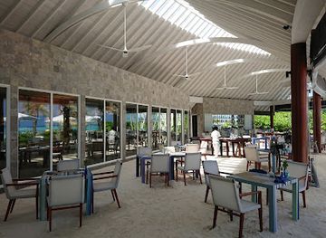 maldives/thaa-atoll/bar/blu-niyama-private-islands-maldives