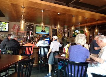 massachusetts/mohawk-trail/bar/purple-pub