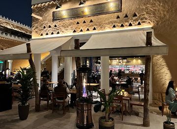 saudi-arabia/riyadh/al-diriyah/bar/long-chim