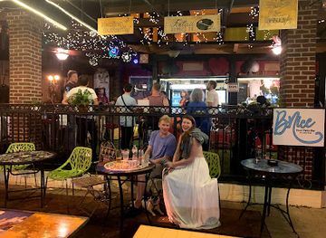 florida/greater-orlando/bar/b-nice-patio-bar