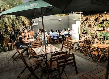 paraguay/cerro-akati/bar/charles-the-bar