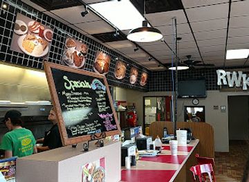 kentucky/cumberland-gap-national-historical-park/bar/royal-waffle-king