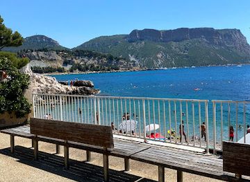 france/cassis-calanques/bar/same-same-beach