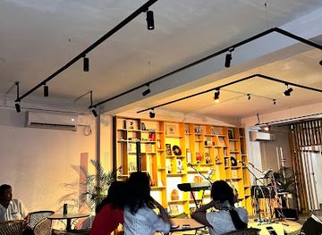 india/nagaland/bar/listen-lounge