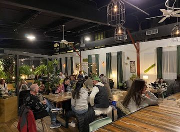 vermont/quechee-gorge/bar/putnam-s-vineyard