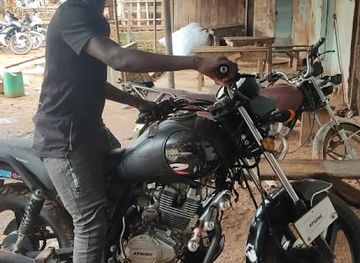 cote-d-ivoire/lagunes/bar/maquis-le-stade-du-zouglou