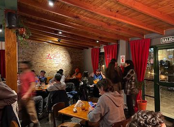 argentina/san-martin-de-los-andes/bar/la-fraternidad-vermuteria