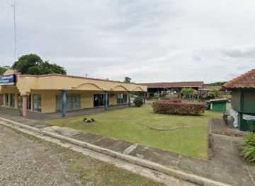 philippines/visayas/bar/greasy-lips