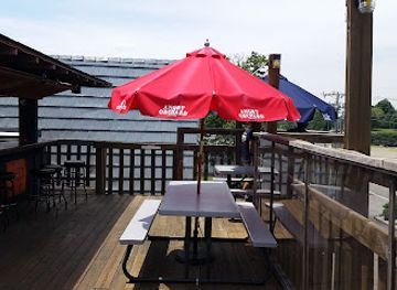 connecticut/hammonasset-beach-state-park/bar/the-deck