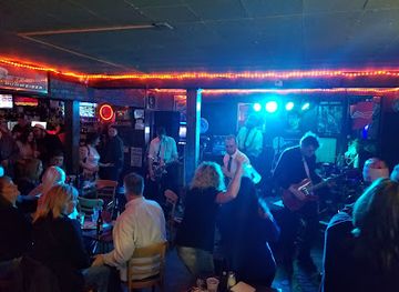 indiana/terre-haute/bar/stephen-s-dive-bar