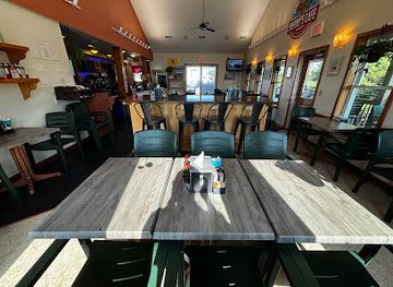 north-carolina/outer-banks/bar/mirro-s-cafe