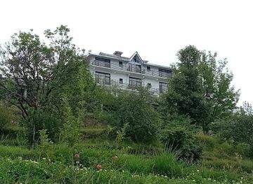 india/himalayan-mountains/bar/lord-krishna-himalayan-hotel-restaurant