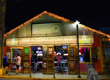 puerto-rico/la-parguera/bar/mar-tierra-sport-bar