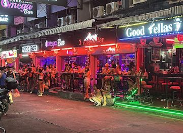 thailand/golden-triangle/bar/bee-corner-bar-soi-6