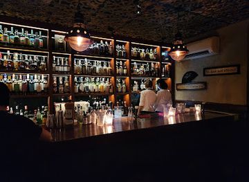 vietnam/ho-chi-minh-city/bar/telephone-bar