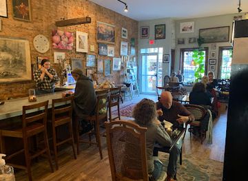 alabama/monte-sano-state-park/bar/domaine-south-wine-shop-wine-bar