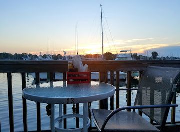 maryland/patuxent-river-region/bar/hidden-harbour