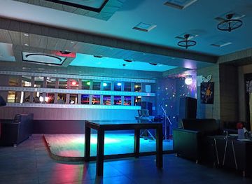 india/ranchi/bar/moontown-lounge