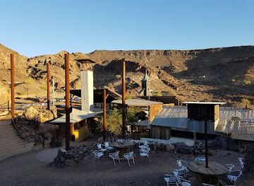 Nellie E Saloon -The Desert Bar