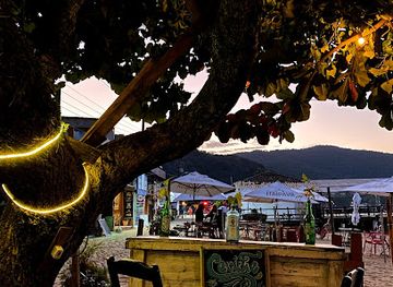 brazil/ilha-grande/bar/canoa-cafe-bar-e-lounge