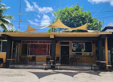 jamaica/south-coast/bar/copper-pot-restaurant-bar