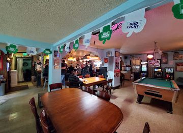 iowa/little-switzerland/bar/some-place-else-bar