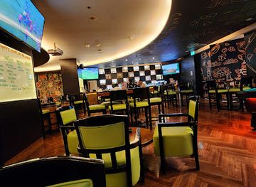 united-arab-emirates/dubai/jumeirah-beach/bar/west-beach-bistro-sports-lounge