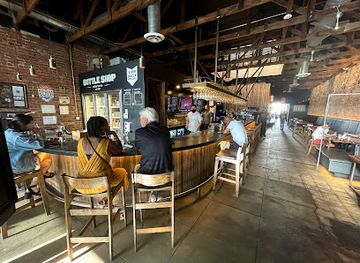 arizona/tucson/fourth-avenue/bar/ermanos-bar