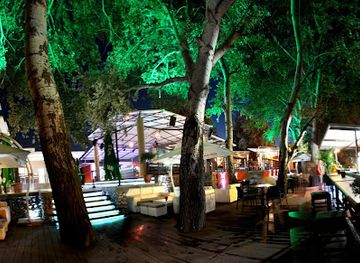 greece/macedonia/bar/de-facto