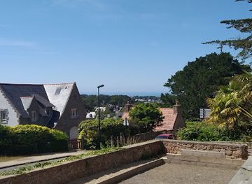 france/côte-de-granit-rose/bar/le-valdo-bar