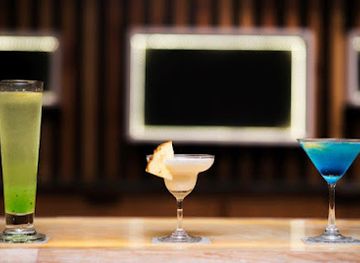 india/darjeeling/bar/wine-company-the-bar