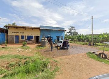 kenya/mount-kenya-national-park/bar/waka-waka-pub