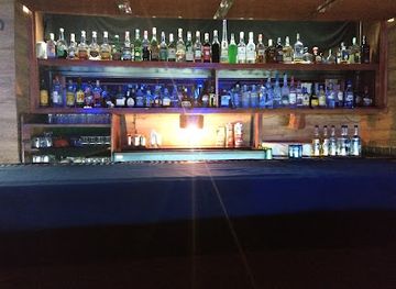 mexico/ixtapa-zihuatanejo/bar/christine-club