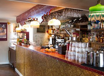 sweden/smaland/bar/kafe-de-luxe