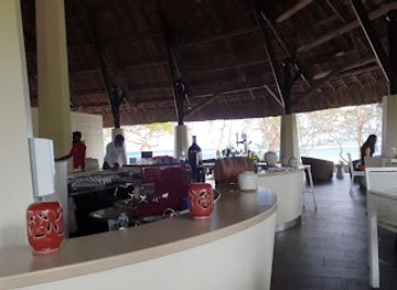 mauritius/ganga-talao/bar/takamaka