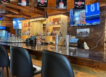 montana/the-mission-mountains/bar/base-camp-bar-casino-and-lodge