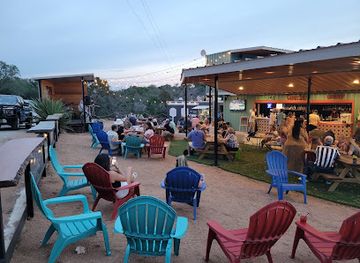 texas/hill-country/bar/templeton-s-tavern