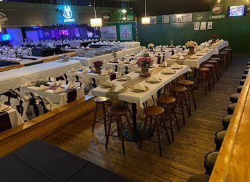 wisconsin/kettle-moraine-state-forest/bar/bubs-irish-pub