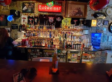 iowa/little-switzerland/bar/leroy-brown-s