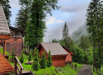 romania/transfagarasan-highway/bar/complex-balea