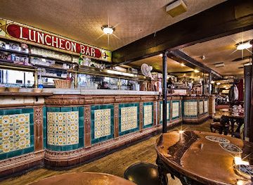 united-kingdom/leeds/city-centre/bar/whitelock-s-ale-house