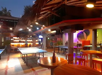 mexico/puerto-escondido/bar/play-pong