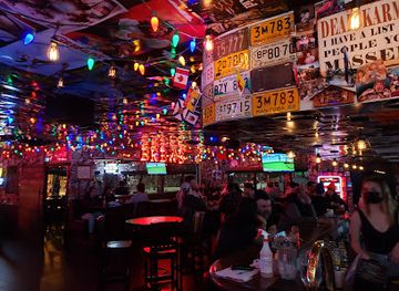canada/manitoba/bar/leopold-s-tavern-winnipeg-henderson