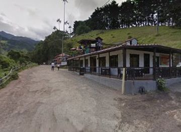 colombia/cocora-valley/bar/pedrinchi-el-de-los-arequipes