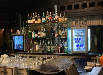 sri-lanka/colombo/kollupitiya/bar/the-breeze-bar