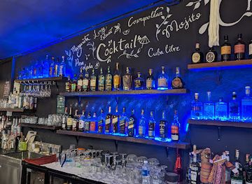 malaysia/langkawi/bar/cinnamons-bar-pantai-cenang-bar-gift