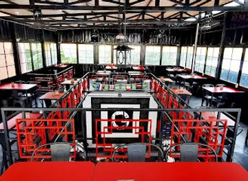 indonesia/pulau-bunaken/bar/glamour-bar-club